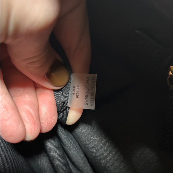 Tory Burch Black Pebbled Leather Tote with Gold Details - Picture 9 of 12